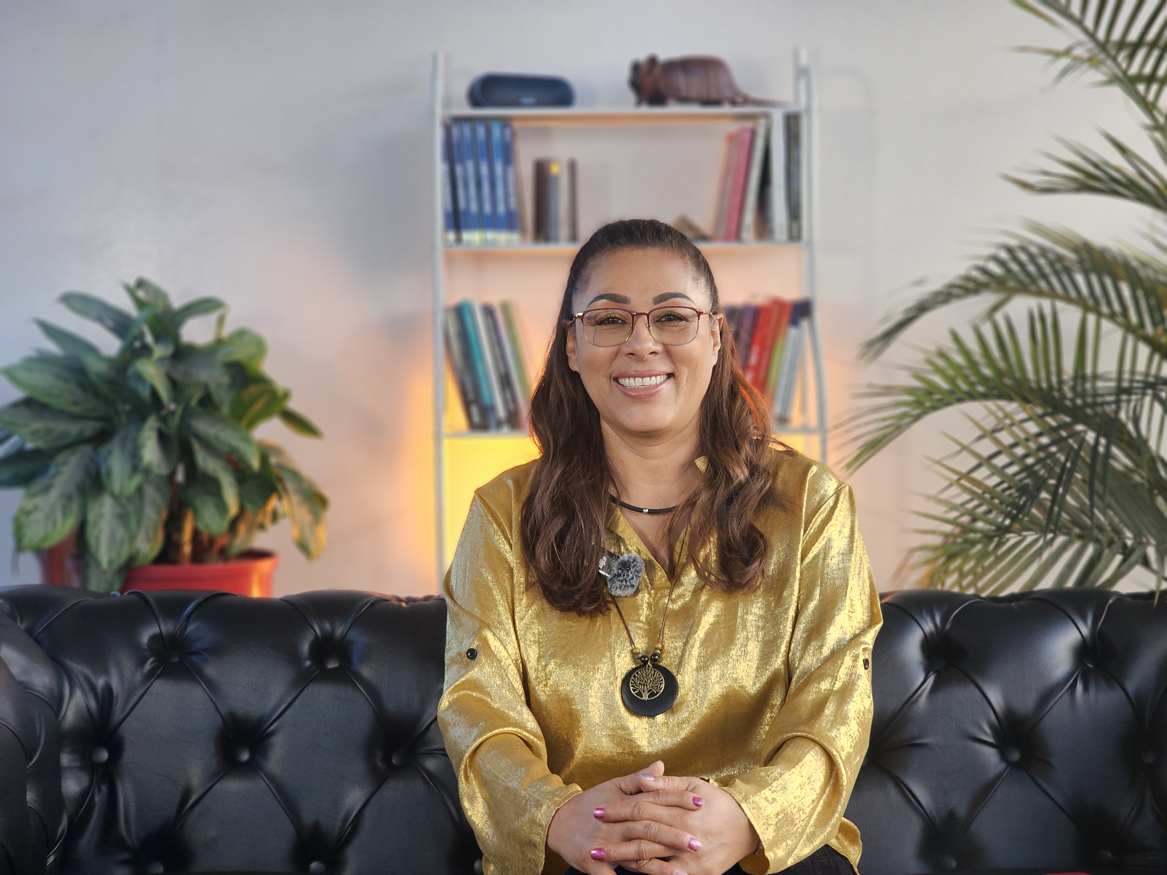 Dina Cruz - Directora General ESCOLI